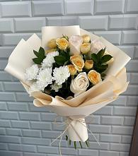 Букет цветов из:  Розы и Хризантемы в Троицкой Краснодарского края