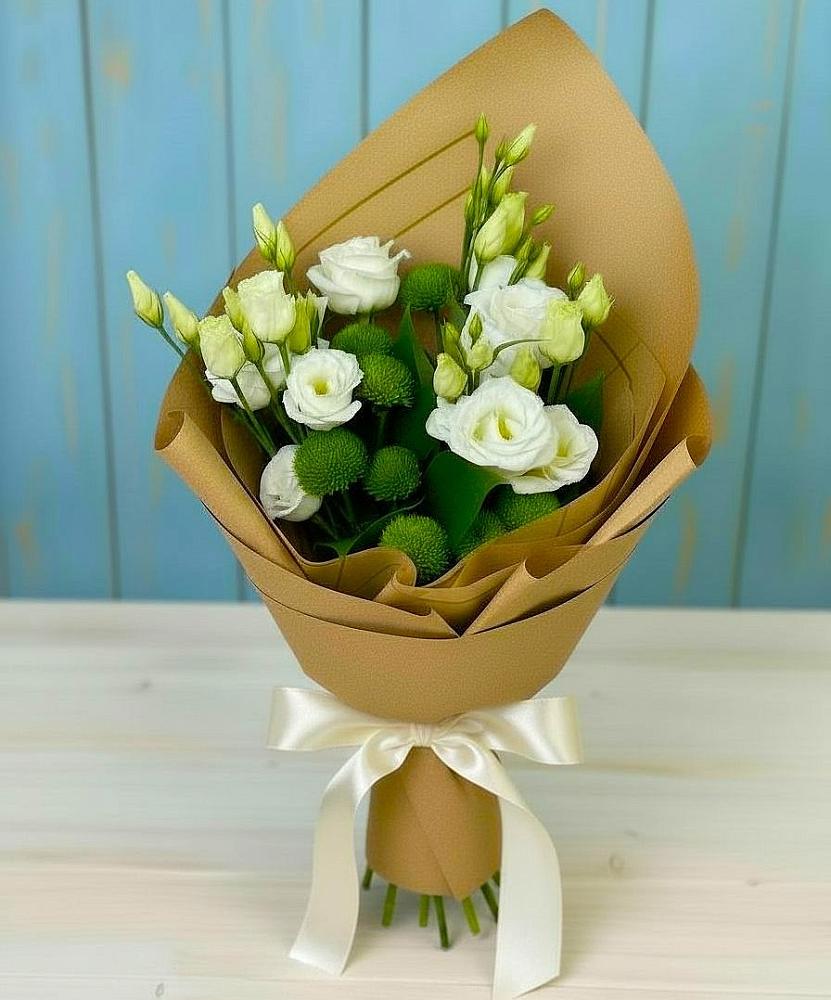 Букет цветов из: Хризантемы и Лизиантусы в Троицкой Краснодарского края