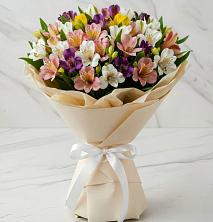 Букет цветов из:  Альстромерии в Троицкой Краснодарского края