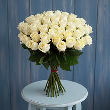 Букет 51 Белая роза Эдлесс Лав в Троицкой Краснодарского края
