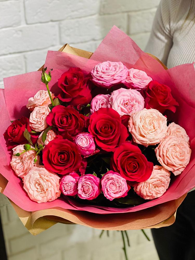 Букет цветов из: Розы в Троицкой Краснодарского края