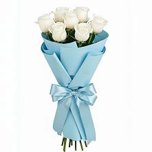 Букет 7 белых роз Проуд в Троицкой Краснодарского края