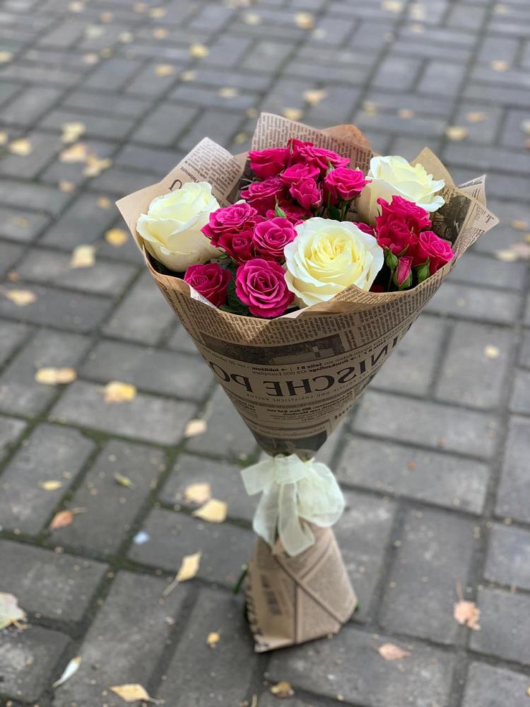 Букет цветов из: Розы в Троицкой Краснодарского края