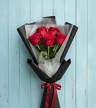 Букет цветов из:  Розы в Троицкой Краснодарского края