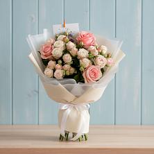 Букет цветов из:  Розы в Троицкой Краснодарского края