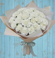 Букет цветов из:  Гвоздики в Троицкой Краснодарского края